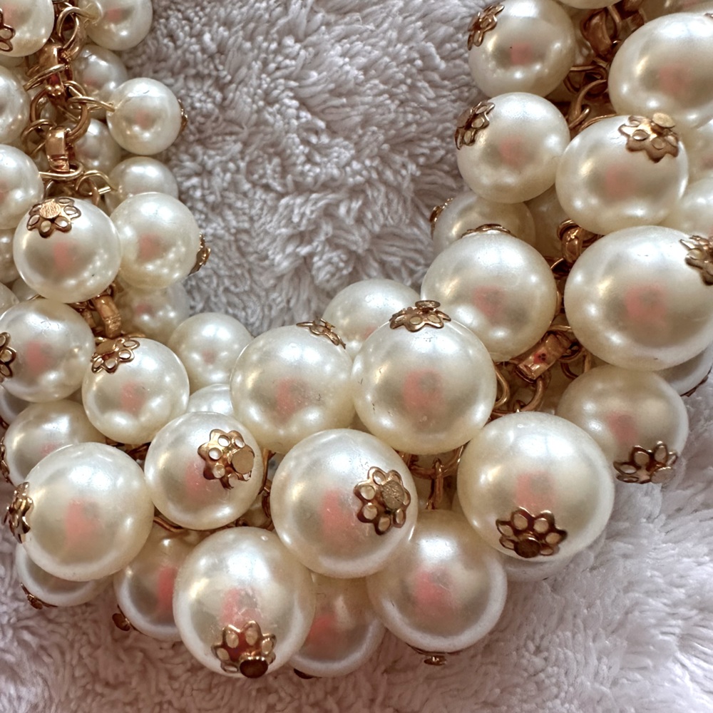 Cluster white big bead bib style necklace